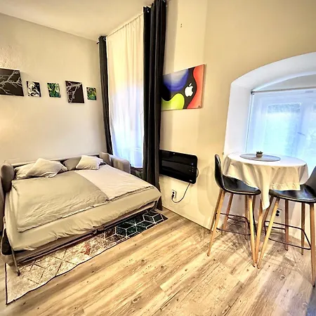 K&H Apartman Jihlava Exterior photo